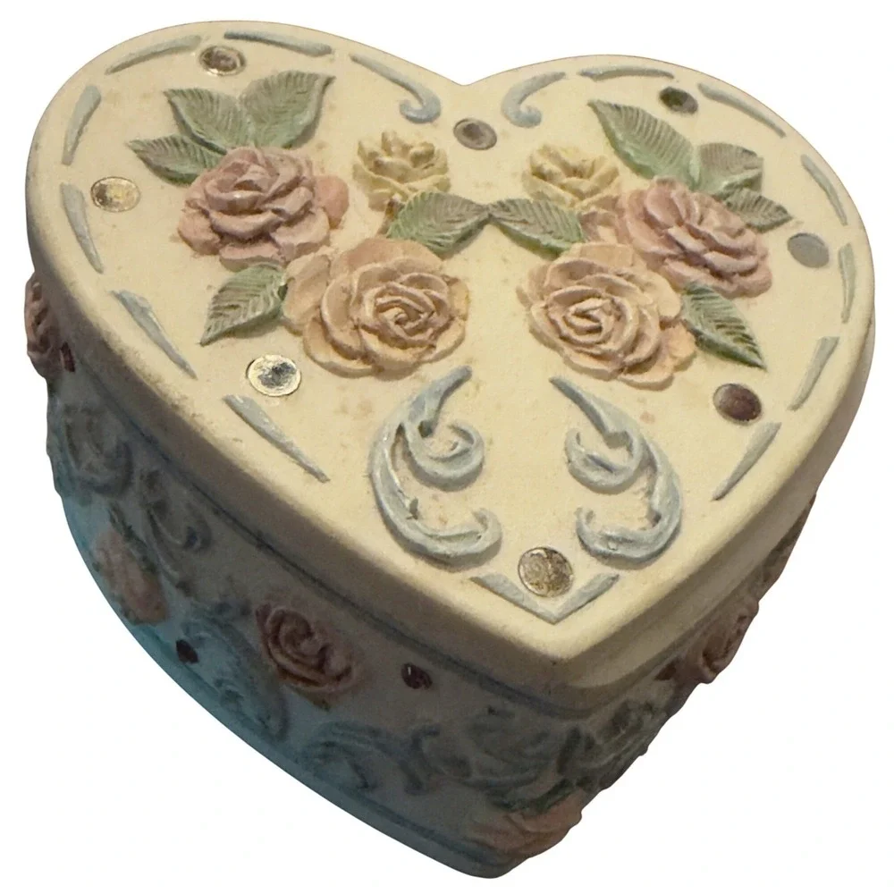 Victorian Keepsake Box Heart Roses Trinket Box Nance Ehlers by Crystallite